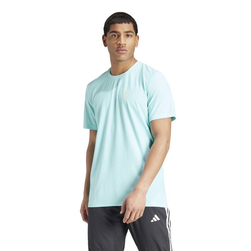 Camiseta-Manga-Corta-adidas-para-hombre-M-Ice-Cream-T-para-correr-color-azul.-Frente-Sobre-Modelo