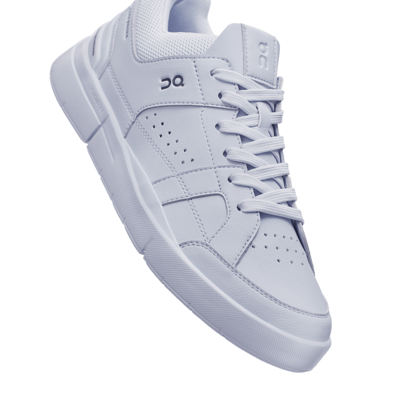Tenis-on-para-mujer-The-Roger-Clubhouse-2-W-para-moda-color-blanco.-Detalle-Frontal