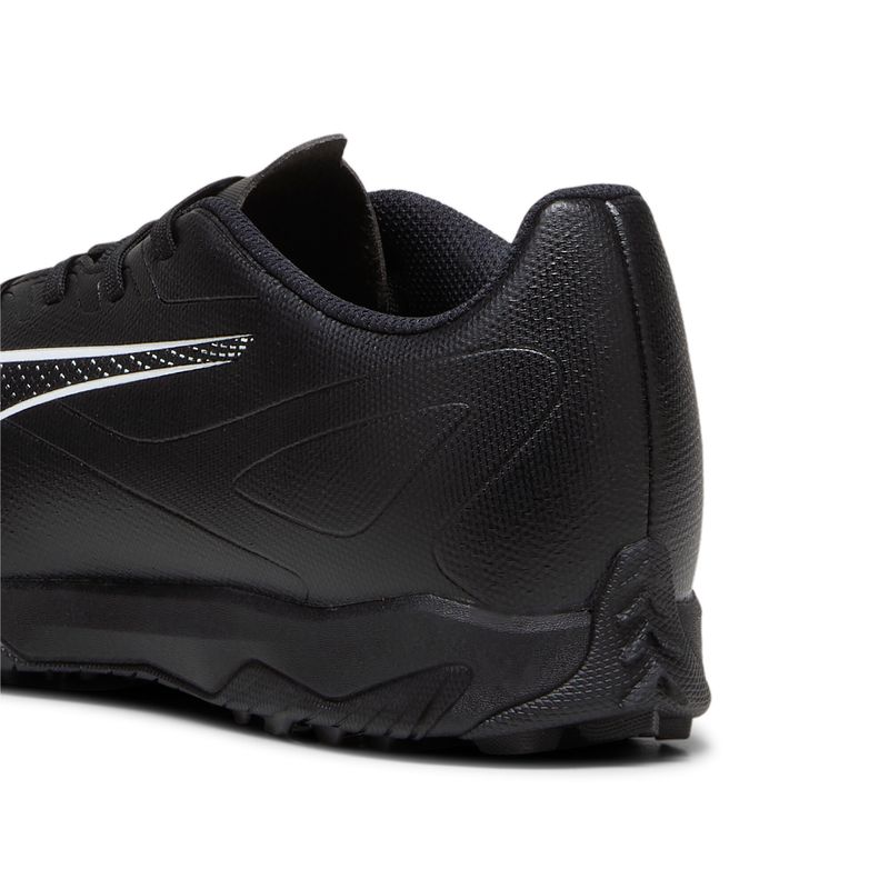 Guayos-puma-para-hombre-Ultra-5-Play-Tt-para-futbol-color-negro.-Talon