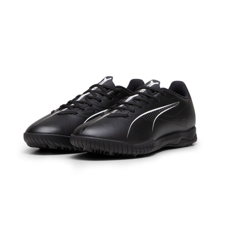 Guayos-puma-para-hombre-Ultra-5-Play-Tt-para-futbol-color-negro.-Par-Alineados