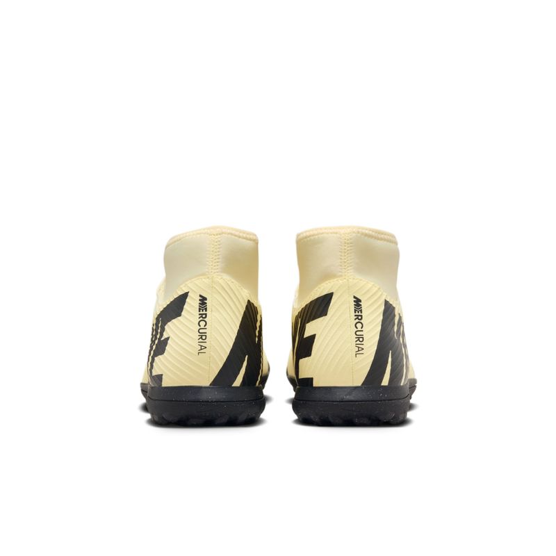 Guayos-nike-para-hombre-Superfly-9-Club-Tf-para-futbol-color-amarillo.-Talon