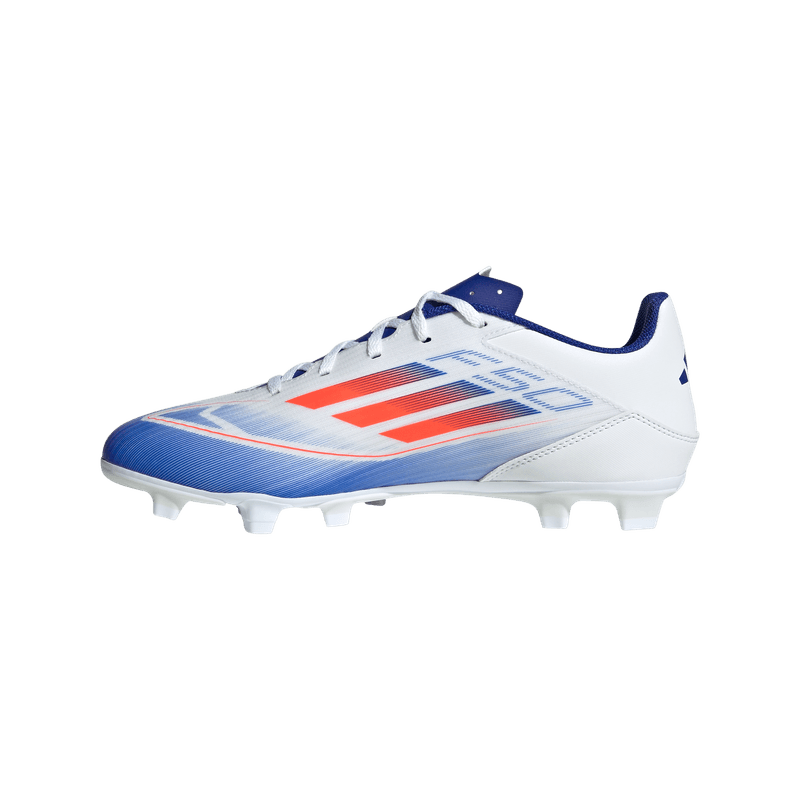 Guayos-adidas-para-hombre-F50-Club-Fxg-para-futbol-color-blanco.-Lateral-Interna-Izquierda