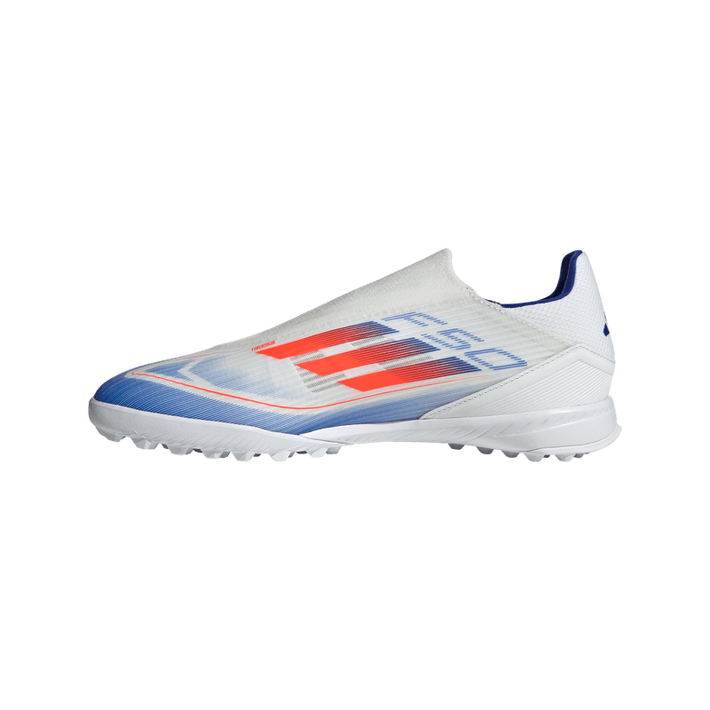 Guayos-adidas-para-hombre-F50-League-Ll-Tf-para-futbol-color-blanco.-Lateral-Interna-Izquierda