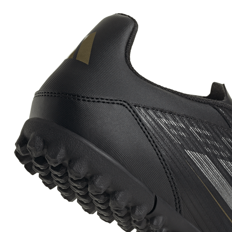 Guayos-adidas-para-hombre-F50-Club-Tf-para-futbol-color-negro.-Detalle-2