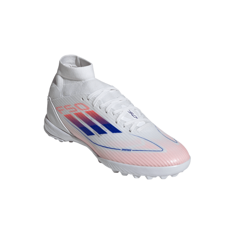 Guayos-adidas-para-mujer-F50-League-Mid-Tf-W-para-futbol-color-blanco.-Par-Alineados