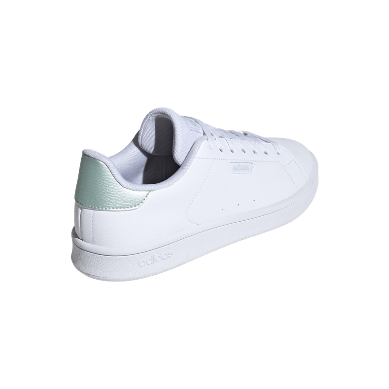 Tenis-adidas-para-mujer-Urban-Court-para-moda-color-blanco.-Talon
