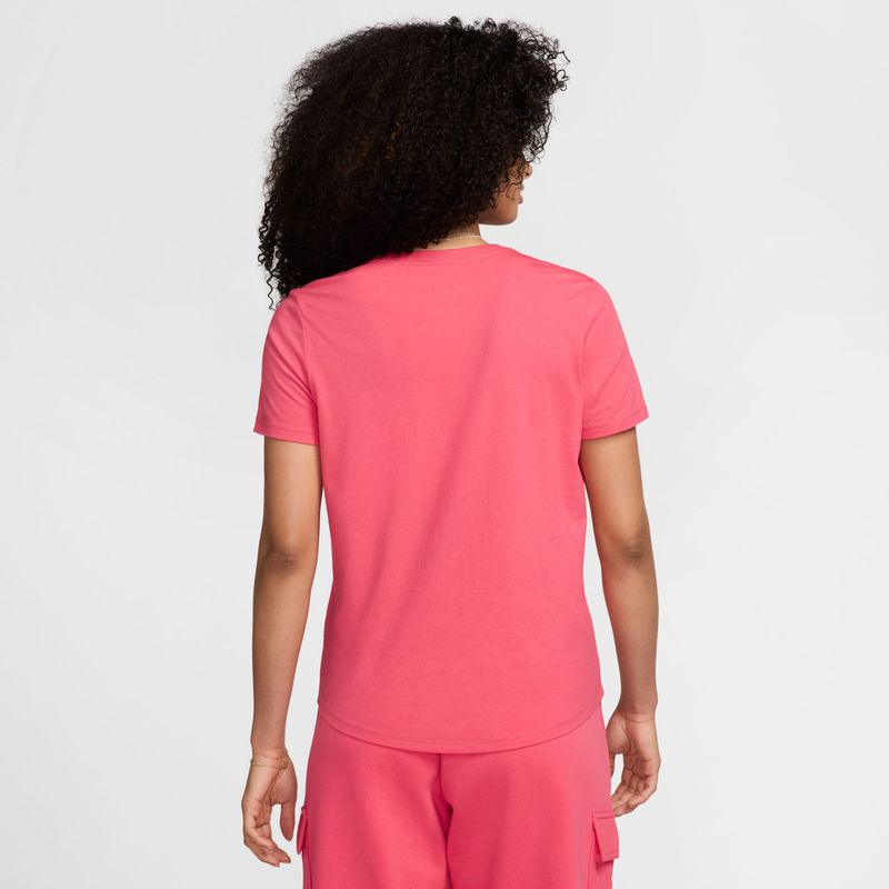 Camiseta-Manga-Corta-nike-para-mujer-W-Nsw-Club-Ss-Tee-Icn-Ftra-para-moda-color-rosado.-Reverso-Sobre-Modelo