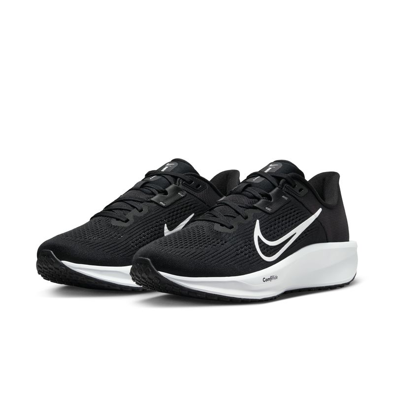 Tenis-nike-para-mujer-Wmns-Nike-Quest-6-para-correr-color-negro.-Par-Alineados