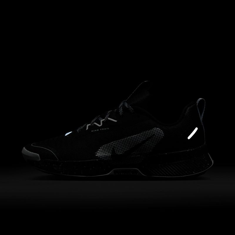 Tenis-nike-para-mujer-W-Nike-Juniper-Trail-3-para-correr-color-negro.-Reflectores-Laterales