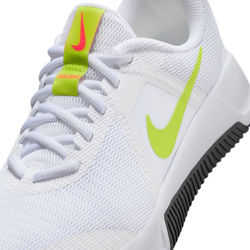 Tenis-nike-para-mujer-W-Nike-Mc-Trainer-3-para-entrenamiento-color-blanco.-Detalle-1