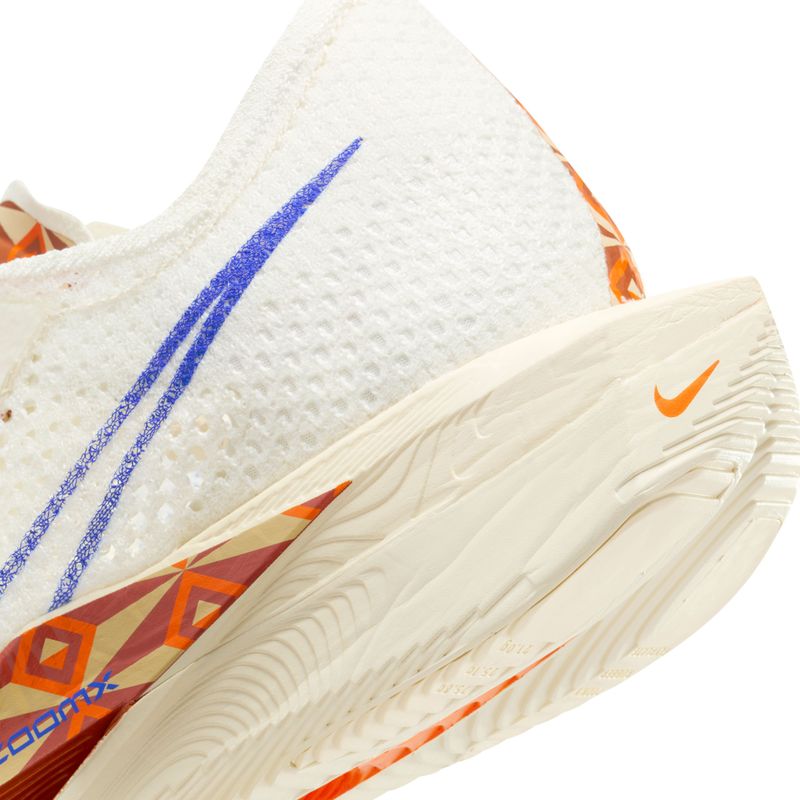 Tenis-nike-para-hombre-Zoomx-Vaporfly-Next-3-Prm-para-correr-color-blanco.-Detalle-2