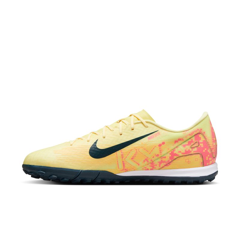 Guayos-nike-para-hombre-Zoom-Vapor-16-Academy-Km-Tf-para-futbol-color-rosado.-Lateral-Interna-Derecha