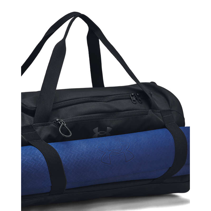 Maletin-under-armour-para-mujer-Ua-Undeniable-Signature-Df-para-entrenamiento-color-negro.-Vista-Interior