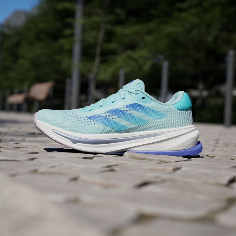 Tenis-adidas-para-mujer-Supernova-Rise-W-para-correr-color-verde.-Mktg-Vista-47