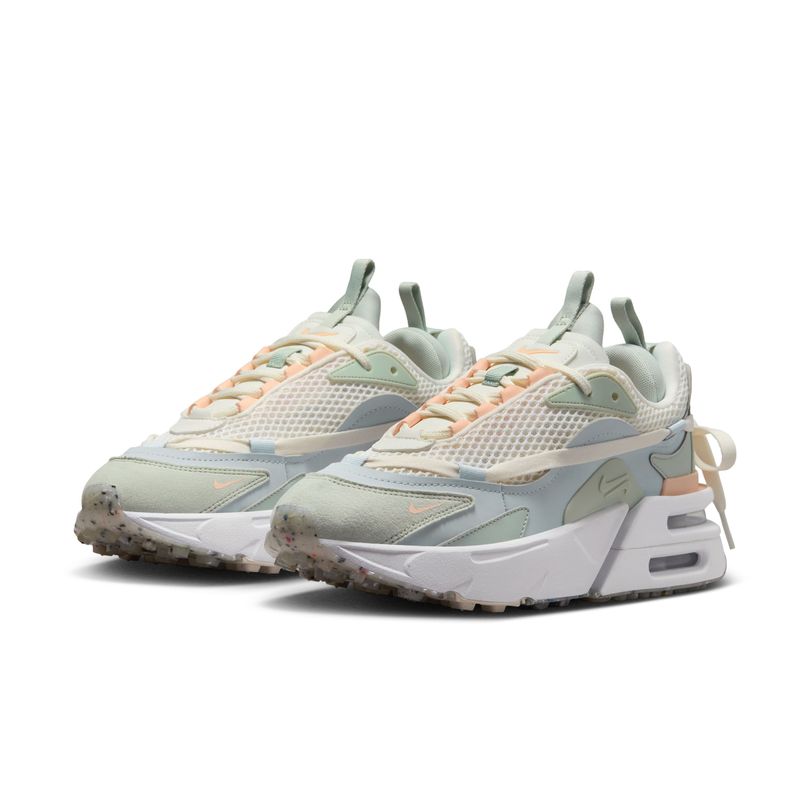 Tenis-nike-para-mujer-W-Air-Max-Furyosa-para-moda-color-beige.-Par-Alineados