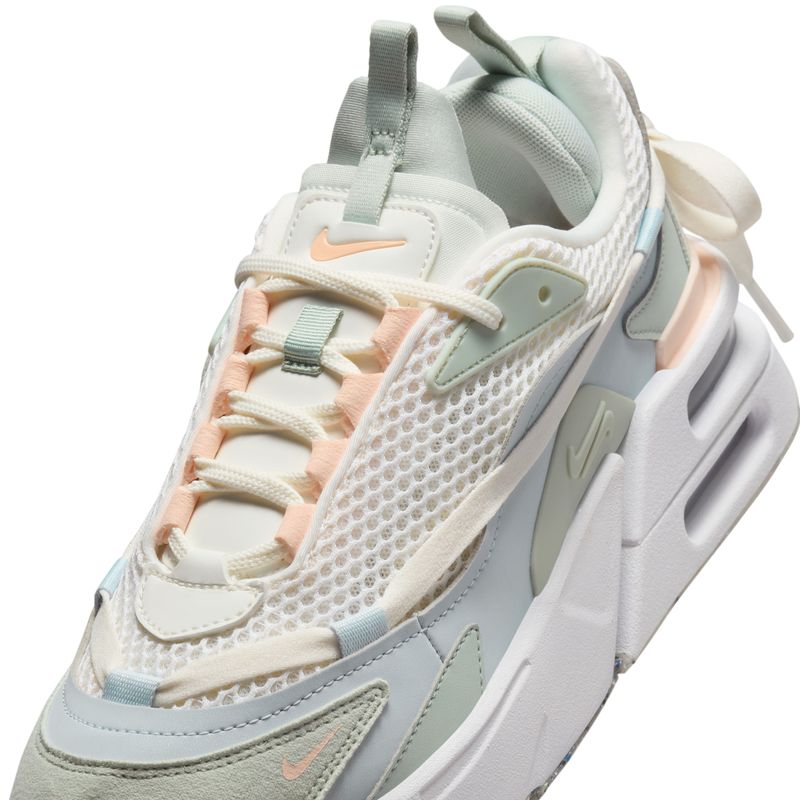 Tenis-nike-para-mujer-W-Air-Max-Furyosa-para-moda-color-beige.-Detalle-1