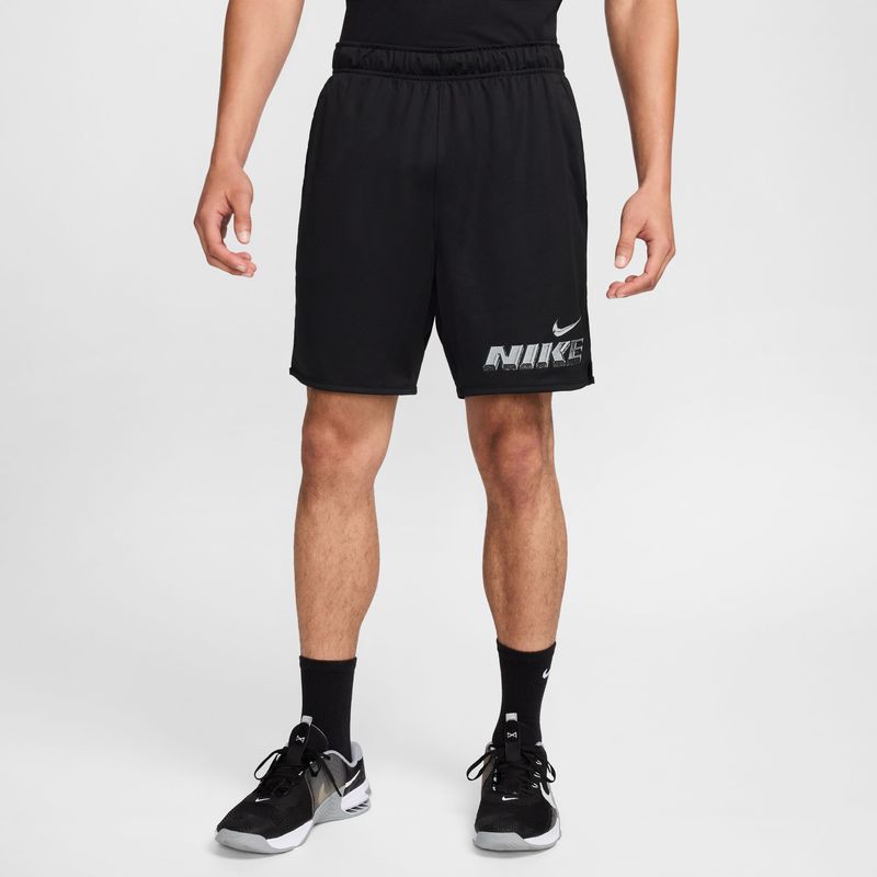 Pantaloneta-nike-para-hombre-M-Nk-Df-Totality-Gfx-Short-7Ul-para-entrenamiento-color-negro.-Frente-Sobre-Modelo