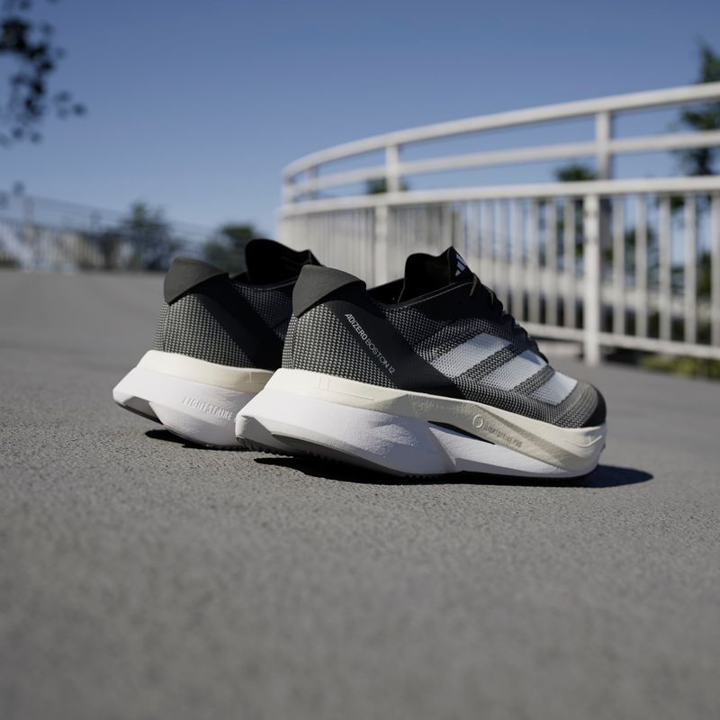 Tenis-adidas-para-mujer-Adizero-Boston-12-W-para-correr-color-negro.-Mktg-Vista-5