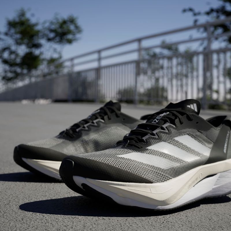 Tenis-adidas-para-mujer-Adizero-Boston-12-W-para-correr-color-negro.-Mktg-Vista-8