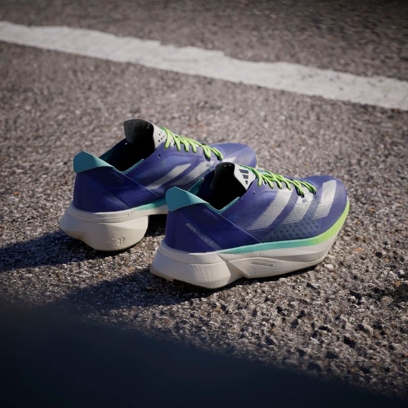 Tenis-adidas-para-mujer-Adizero-Adios-Pro-3-para-correr-color-azul.-Mktg-Vista-26