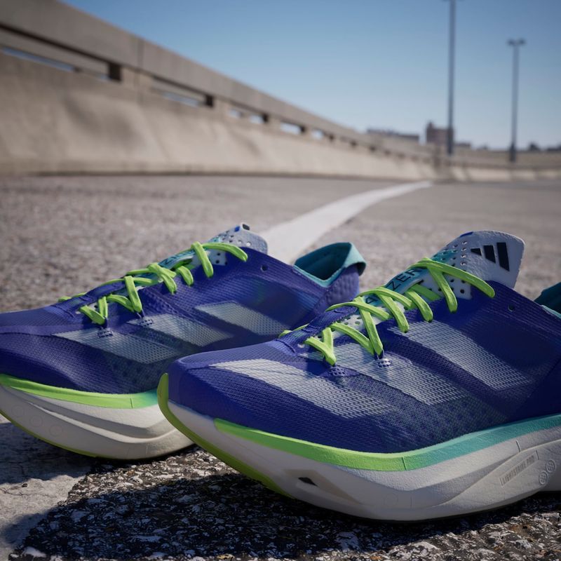 Tenis-adidas-para-mujer-Adizero-Adios-Pro-3-para-correr-color-azul.-Mktg-Vista-42