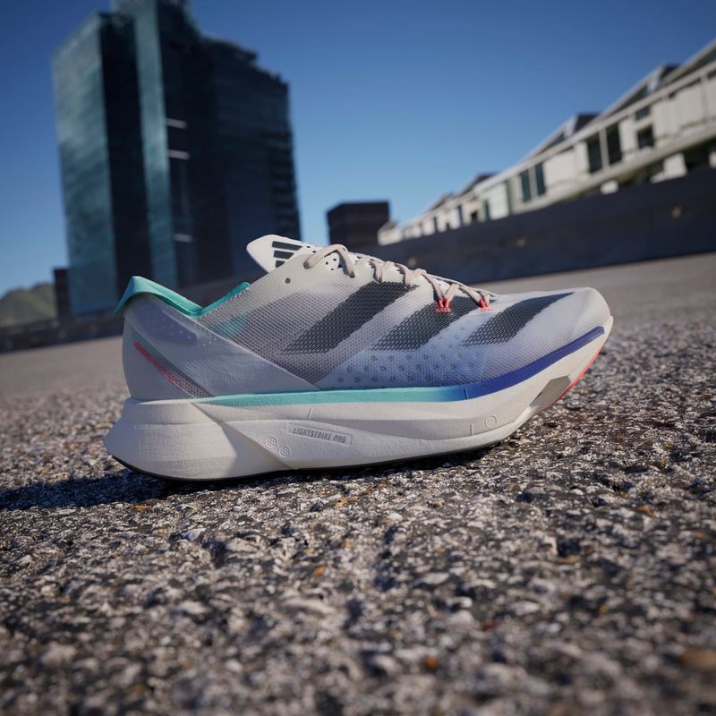 Tenis-adidas-unisex-Adizero-Adios-Pro-3-para-correr-color-blanco.-Mktg-Vista-14