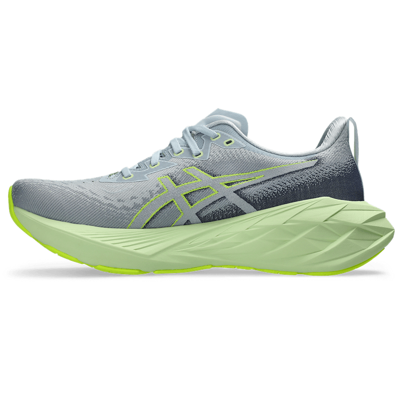 Tenis-asics-para-hombre-Novablast-4-para-correr-color-azul.-Lateral-Externa-Izquierda