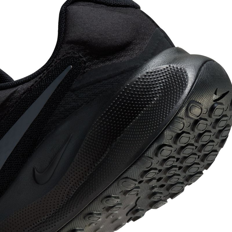 Tenis-nike-para-hombre-Nike-Revolution-7-para-correr-color-negro.-Detalle-2