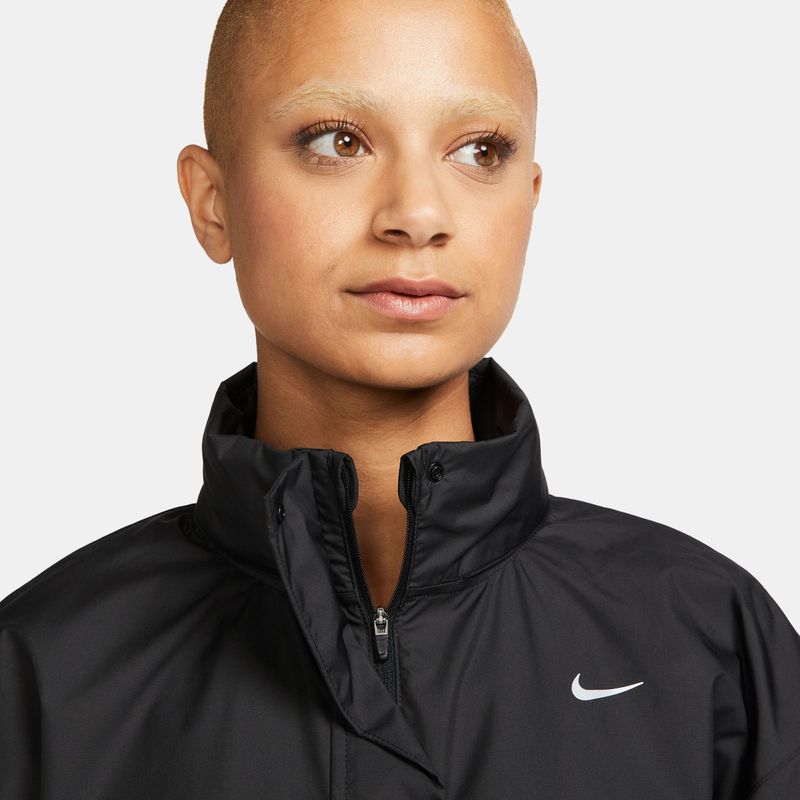 Chaqueta-nike-para-mujer-W-Nk-Fast-Repel-Jacket-para-correr-color-negro.-Detalle-5-