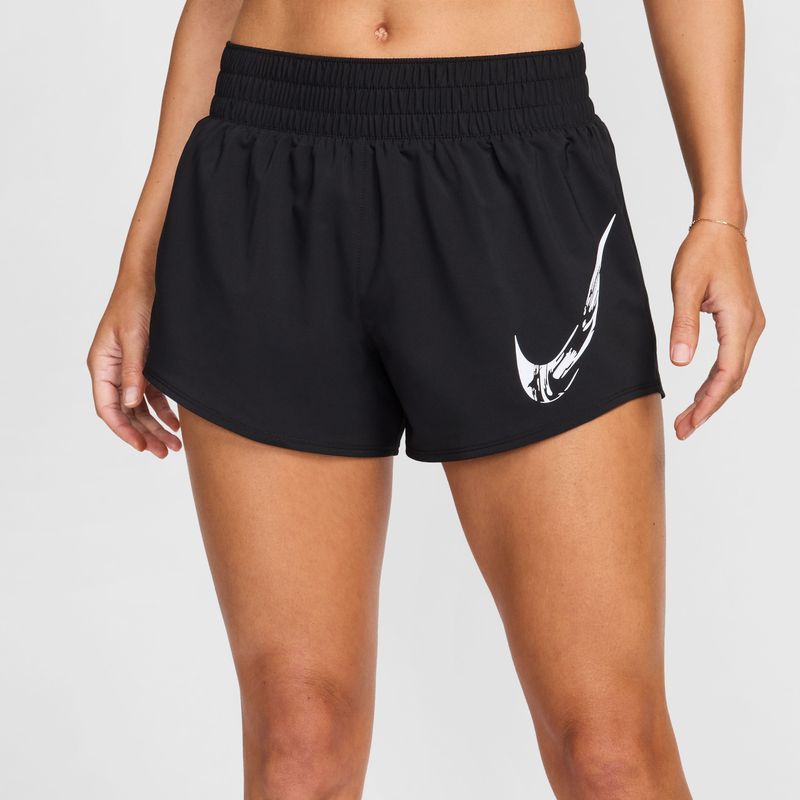 Pantaloneta-nike-para-mujer-W-Nk-One-Swh-Hb-Df-Mr-Br-Srt-para-correr-color-blanco.-Reverso-Sobre-Modelo