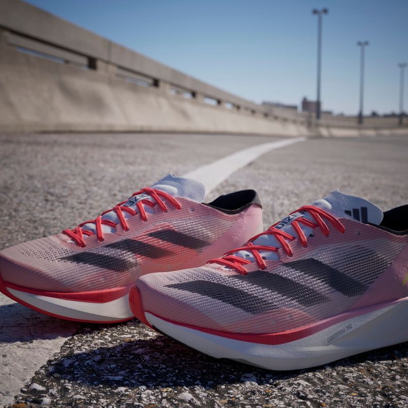 Tenis-adidas-para-mujer-Adizero-Takumi-Sen-para-correr-color-rosado.-Mktg-Vista-42