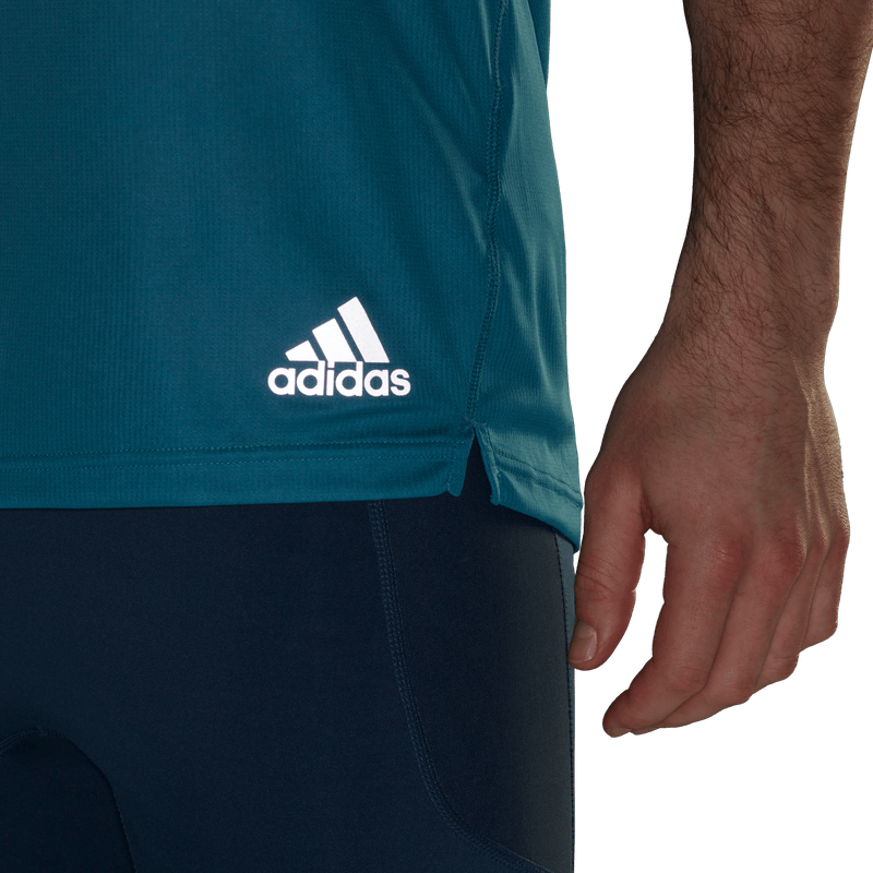 Camiseta-Manga-Corta-adidas-para-hombre-Run-It-Tee-M-para-correr-color-azul.-Detalle-2