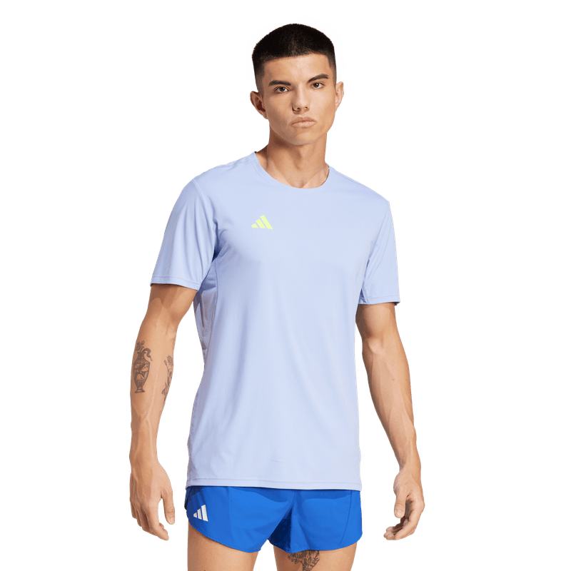 Camiseta-Manga-Corta-adidas-para-hombre-Adizero-E-Tee-para-correr-color-azul.-Frente-Sobre-Modelo