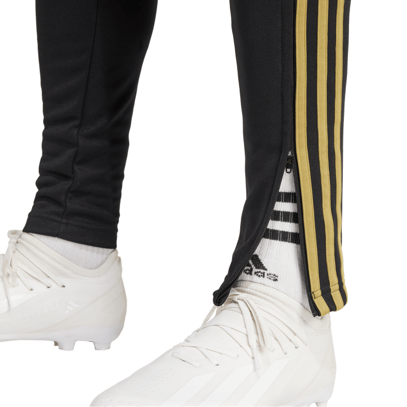 Pantalon-adidas-para-hombre-Messi-Pnt-para-futbol-color-negro.-Detalle-2