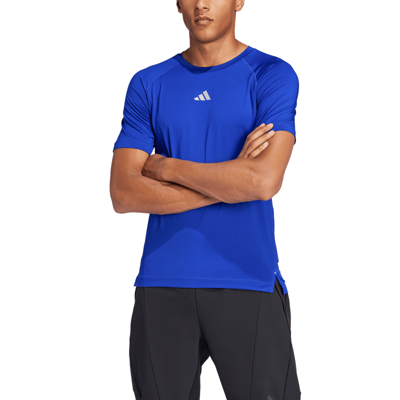Camiseta-Manga-Corta-adidas-para-hombre-Gym--Tee-para-entrenamiento-color-azul.-Zoom-Frontal-Sobre-Modelo