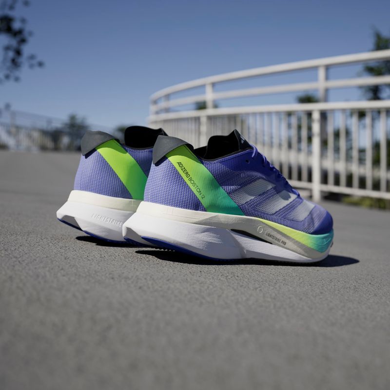 Tenis-adidas-para-hombre-Adizero-Boston-12-M-para-correr-color-azul.-Mktg-Vista-5