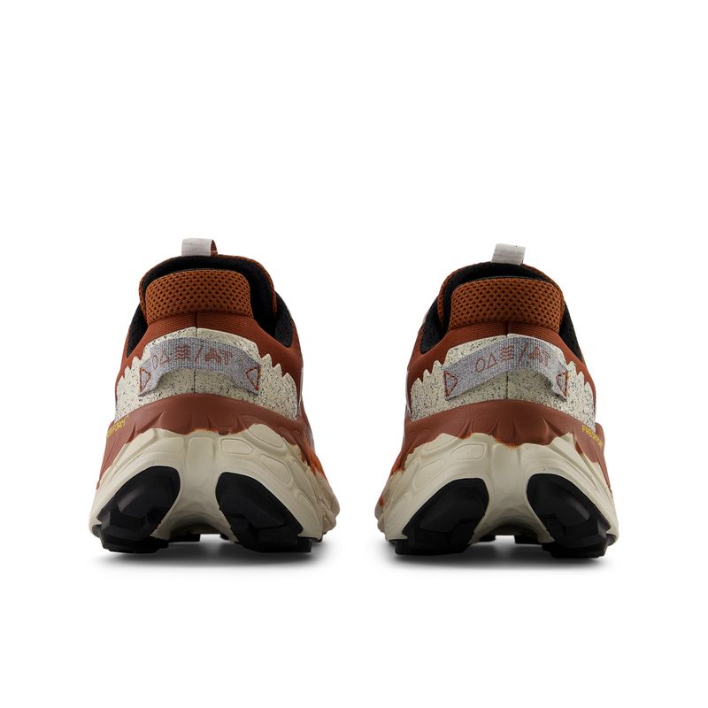 Tenis-New-Balance-More-Trail-V3-Tenis_MTMORAR3_06