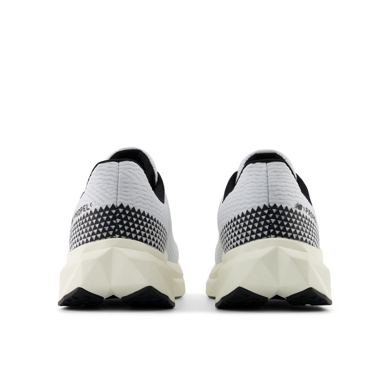 Tenis-New-Balance-Propel-V5-Tenis_MFCPRLS5_06