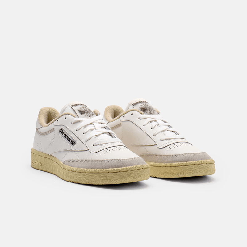 Tenis-reebok-para-hombre-Club-C-85-para-moda-color-blanco.-Lateral-Interna-Izquierda