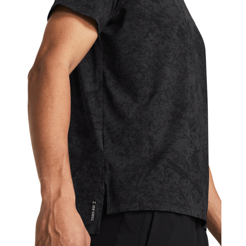 Camiseta-Manga-Corta-under-armour-para-hombre-Ua-Launch-Elite-Wash-Ss-para-correr-color-negro.-Bolsillo