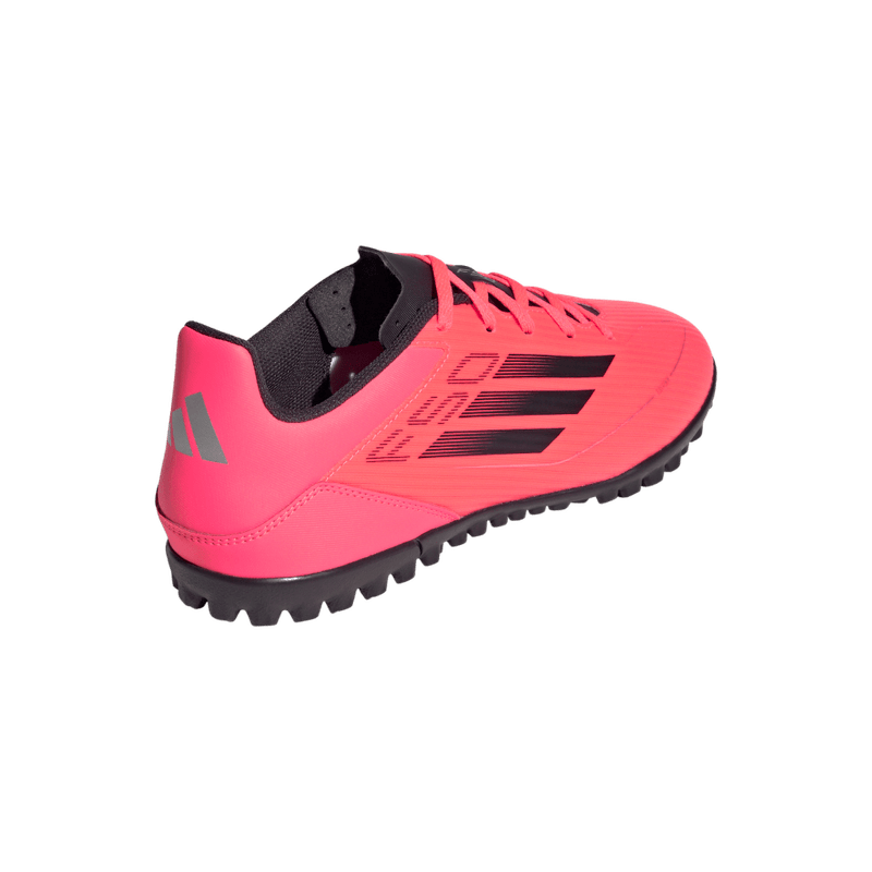Guayos-adidas-para-hombre-F50-Club-Tf-para-futbol-color-rosado.-Talon