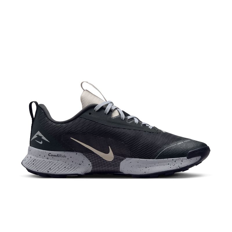Tenis-nike-para-mujer-W-Nike-Juniper-Trail-3-para-correr-color-gris.-Lateral-Interna-Izquierda