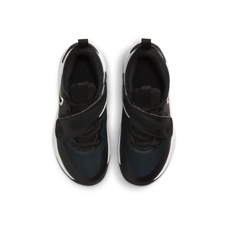 Tenis-nike-para-niño-Team-Hustle-D-11-Ps-para-moda-color-negro.-Capellada