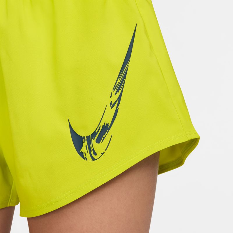 Pantaloneta-nike-para-mujer-W-Nk-One-Swh-Hb-Df-Mr-Br-Srt-para-correr-color-verde.-Detalle-1
