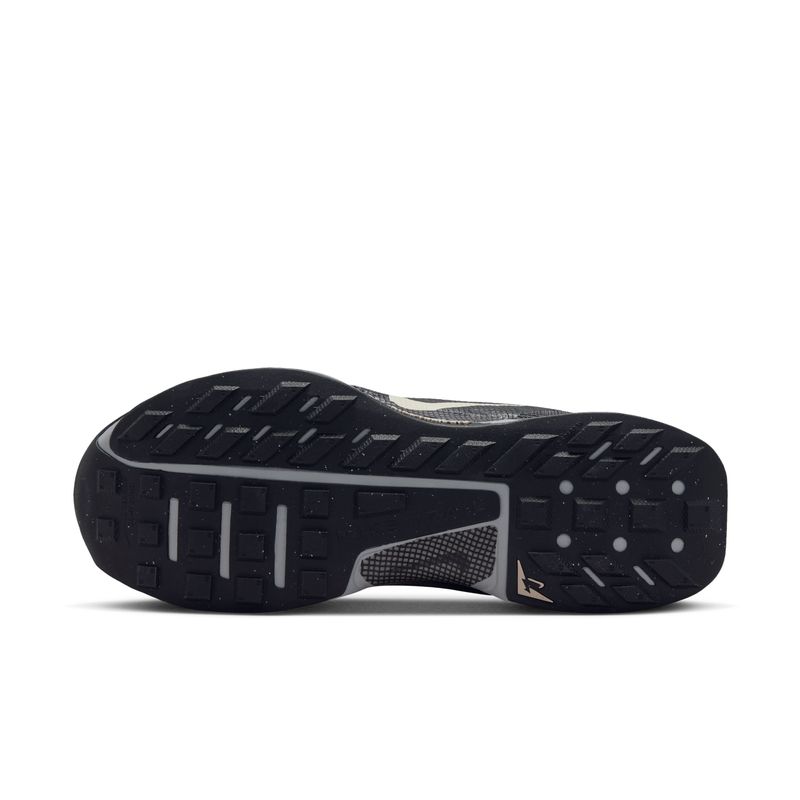 Tenis-nike-para-mujer-W-Nike-Juniper-Trail-3-para-correr-color-gris.-Suela