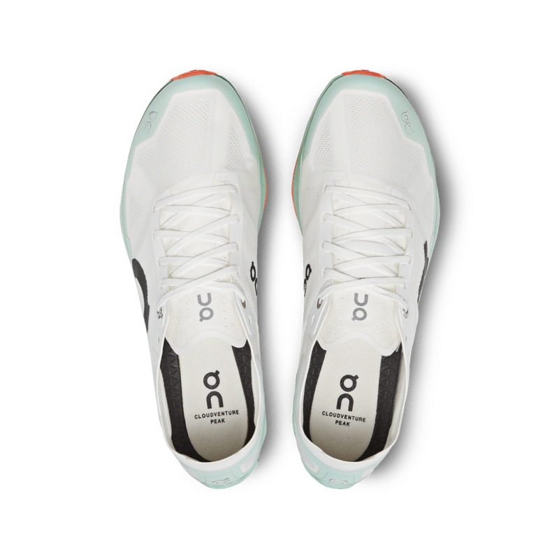 Tenis-on-para-hombre-Cloudventure-Peak-para-outdoor-color-blanco.-Capellada