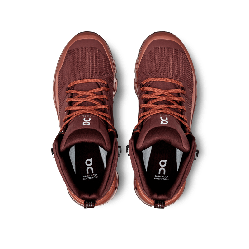 Tenis-on-para-mujer-Cloudrock-2-Waterproof-para-outdoor-color-rojo.-Capellada