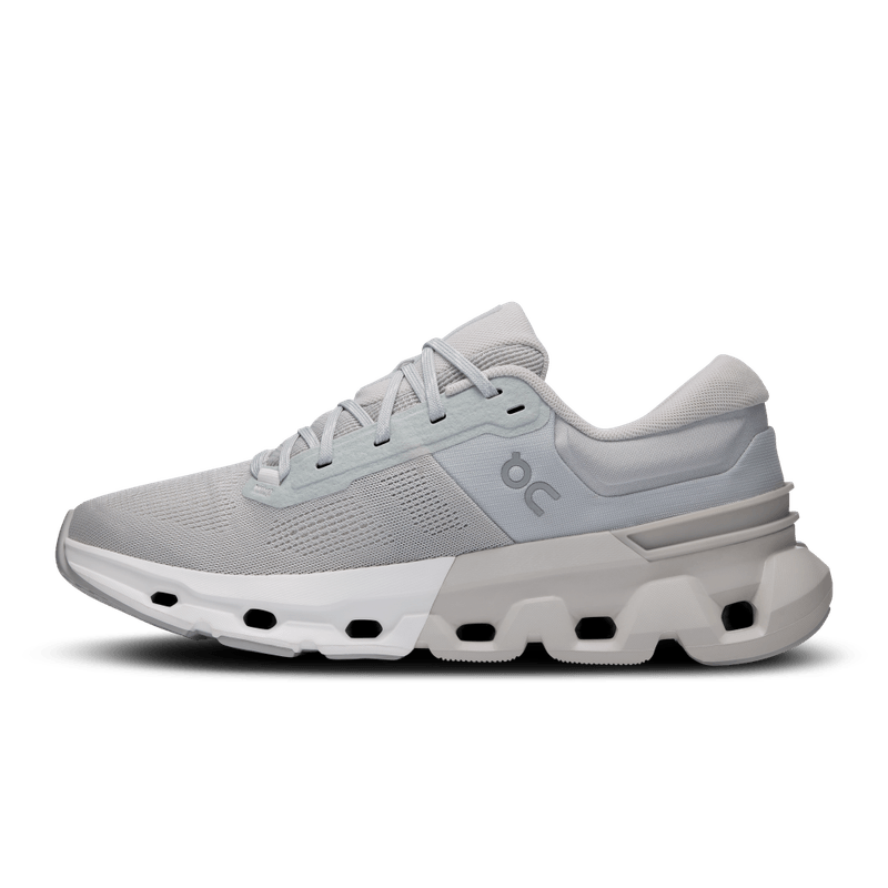 Tenis-on-para-hombre-Cloudflyer-5-M-para-correr-color-gris.-Lateral-Interna-Izquierda