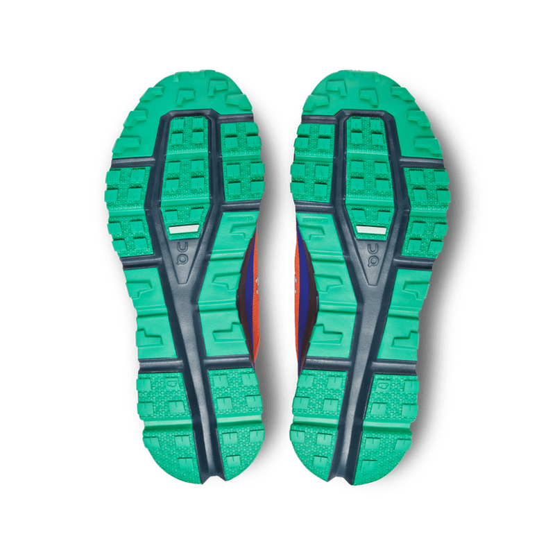 Tenis-on-para-hombre-Cloudultra-para-outdoor-color-naranja.-Suela