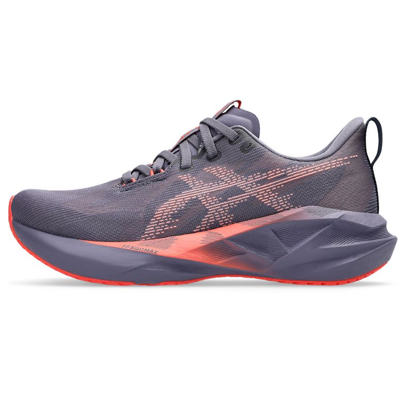 Tenis-asics-para-mujer-Novablast-5-para-correr-color-morado.-Lateral-Externa-Derecha
